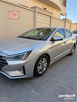 هیوندای ئەلەنترا